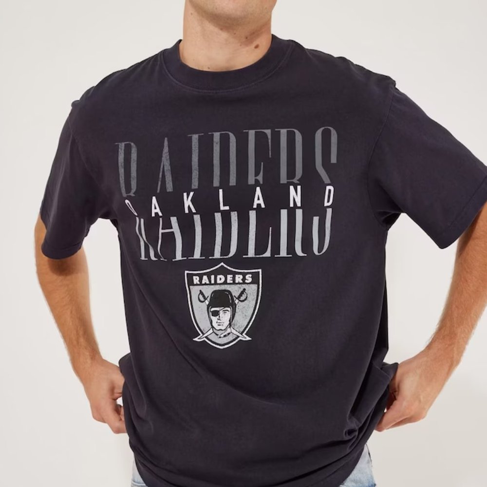 Vintage 2022 Las Vegas Raiders Shirt, Football Shirt, Unisex T-Shirt Sweatshirt